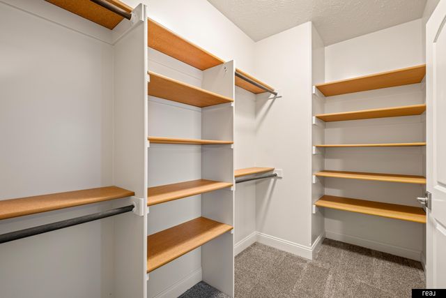 10624 S 191st Avenue, Omaha, NE 68136