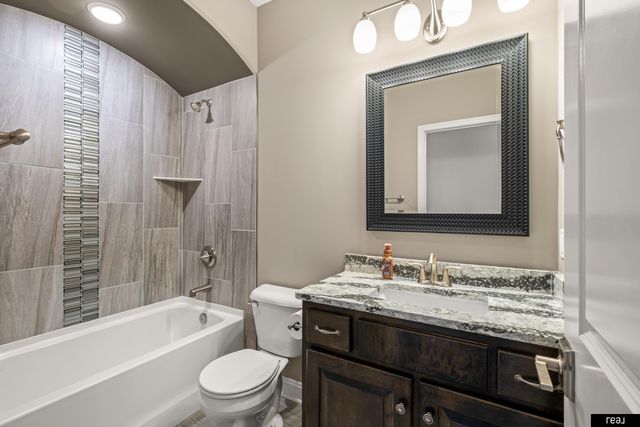 10624 S 191st Avenue, Omaha, NE 68136