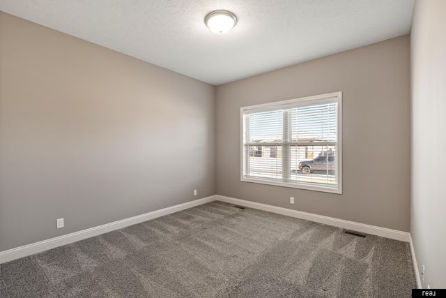 10624 S 191st Avenue, Omaha, NE 68136