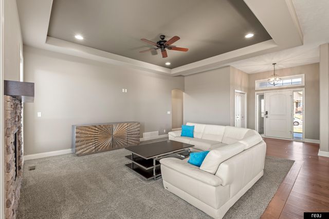 10624 S 191st Avenue, Omaha, NE 68136