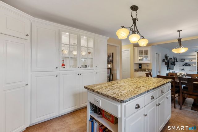 152 Surrey Drive, Wethersfield, CT 06109