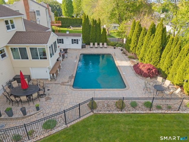 152 Surrey Drive, Wethersfield, CT 06109