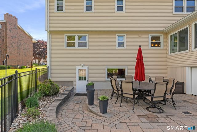 152 Surrey Drive, Wethersfield, CT 06109