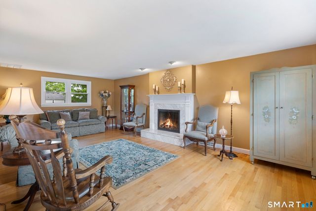 152 Surrey Drive, Wethersfield, CT 06109