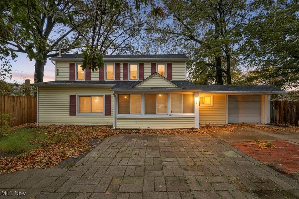 1552 E 254th Street, Euclid, OH 44117