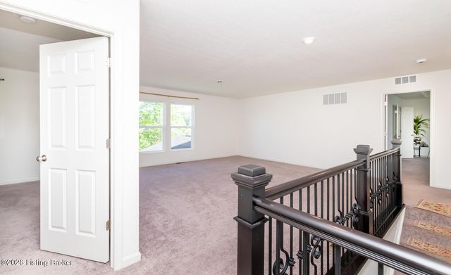 108 Strawberry Field Dr, Mt Washington, KY 40047