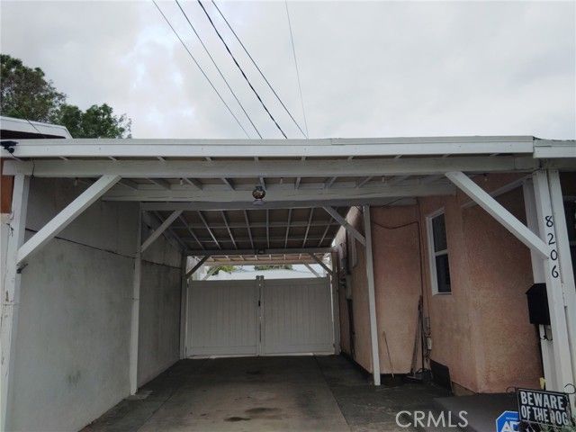 8206 Bell Avenue, Los Angeles, CA 90001