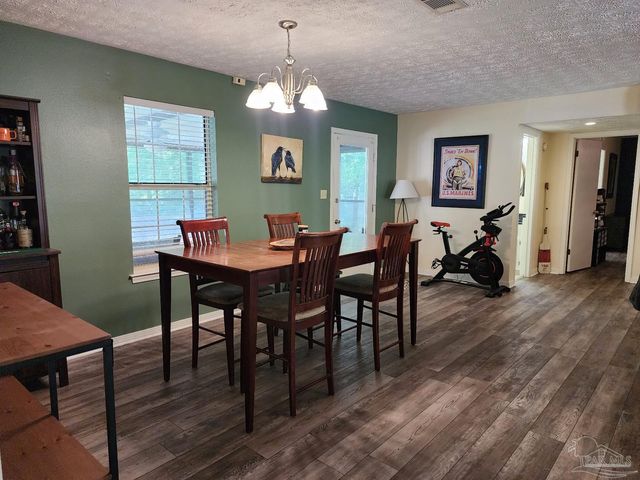 4525 Baybrook Dr, Pensacola, FL 32514