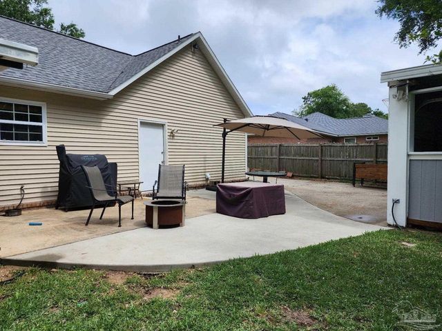 4525 Baybrook Dr, Pensacola, FL 32514