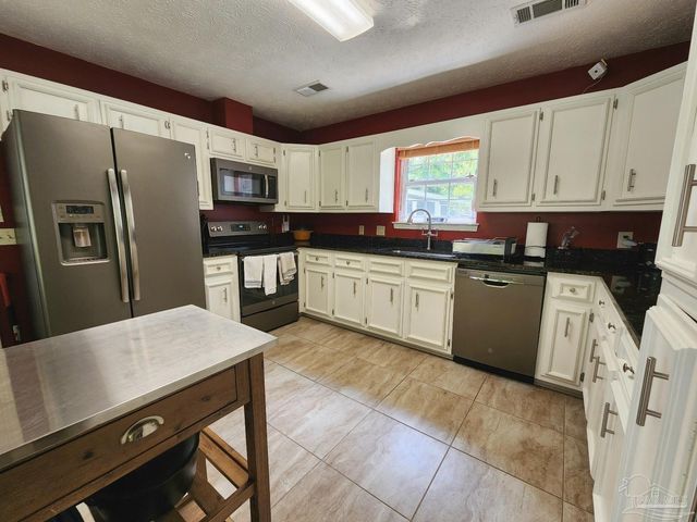 4525 Baybrook Dr, Pensacola, FL 32514