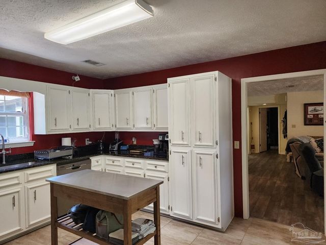 4525 Baybrook Dr, Pensacola, FL 32514