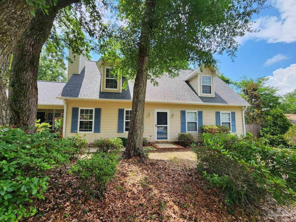 4525 Baybrook Dr, Pensacola, FL 32514