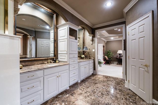 1900 Canal Pointe, Little Rock, AR 72202