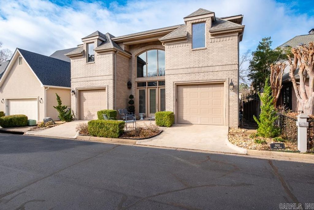 1900 Canal Pointe, Little Rock, AR 72202