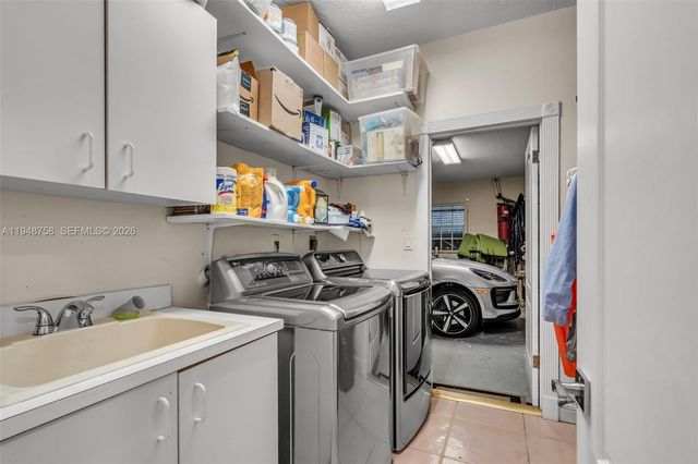 8535 SW 113th Ter, Miami, FL 33156