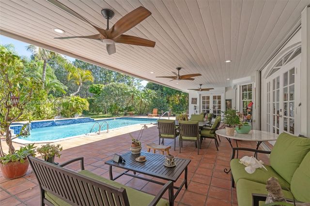 8535 SW 113th Ter, Miami, FL 33156