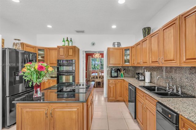 8535 SW 113th Ter, Miami, FL 33156