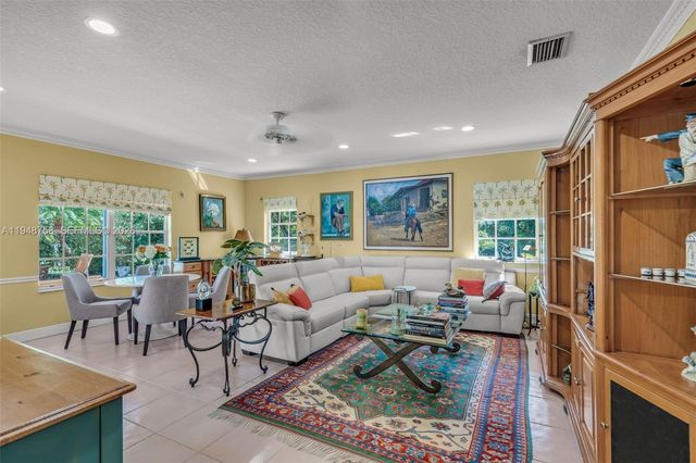 8535 SW 113th Ter, Miami, FL 33156