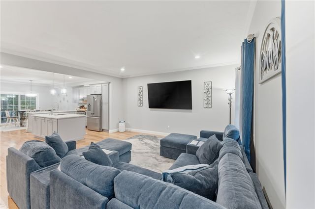 1502 Hunting Hill Drive, Cumberland, RI 02864