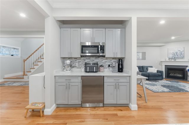 1502 Hunting Hill Drive, Cumberland, RI 02864