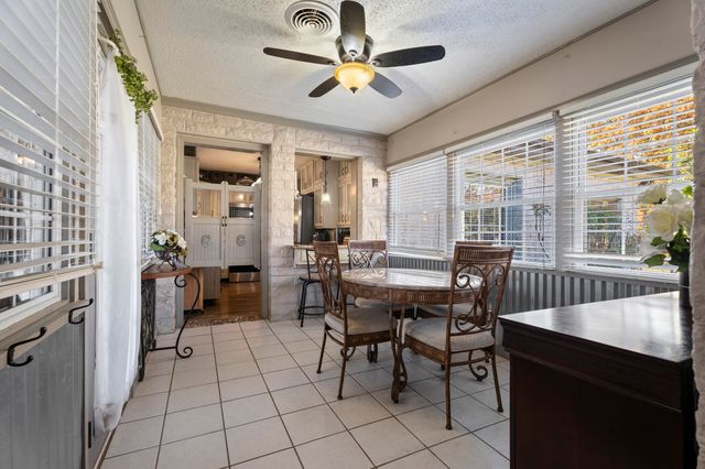 24900 S 622 Road, Grove, OK 74344