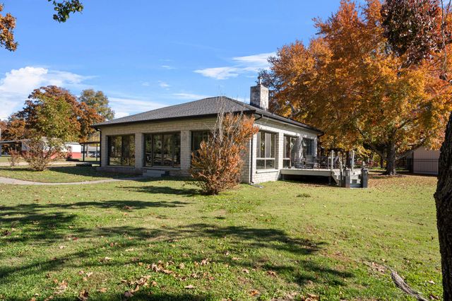 24900 S 622 Road, Grove, OK 74344