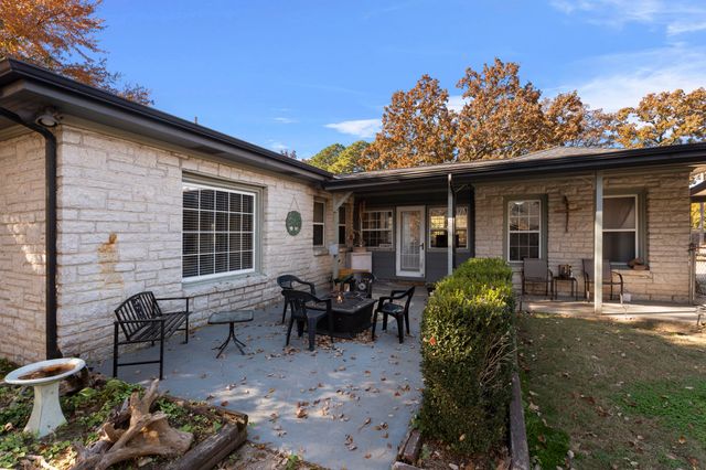 24900 S 622 Road, Grove, OK 74344