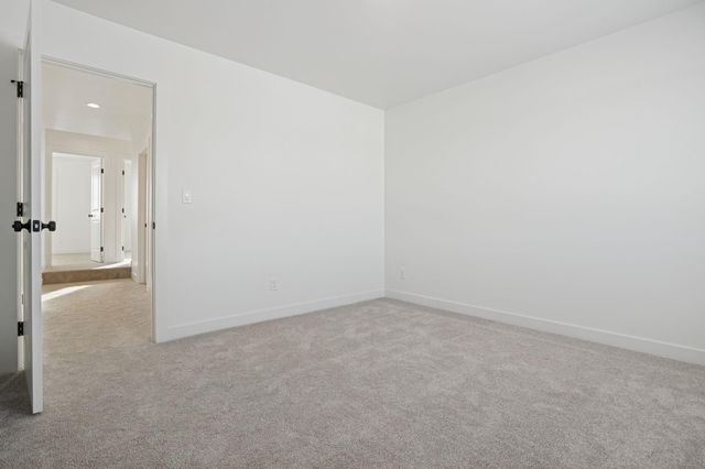 2420 38 Avenue S, Moorhead, MN 56560