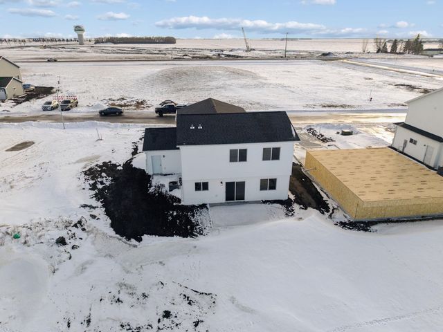 2420 38 Avenue S, Moorhead, MN 56560