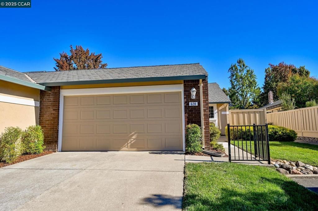 628 Savoy Ct, Walnut Creek, CA 94598