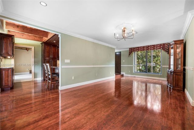 7524 SW 78th Ter, Miami, FL 33143