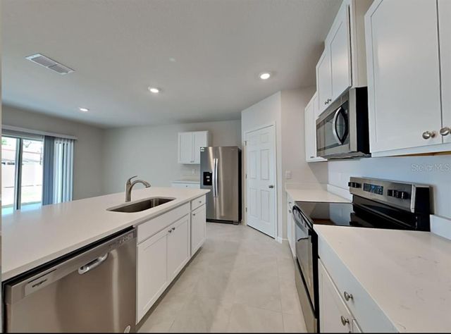 904 ENGLISH OAKS COURT, Kissimmee, FL 34744