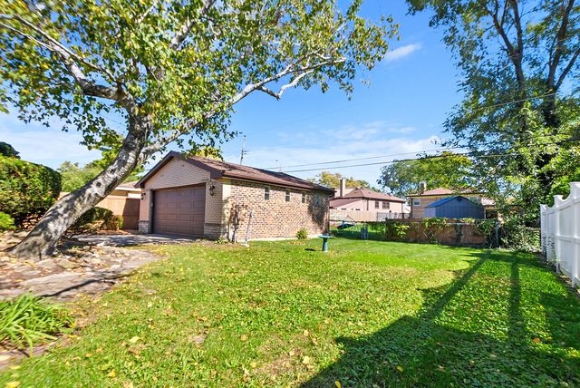 10621 Laramie Avenue, Oak Lawn, IL 60453