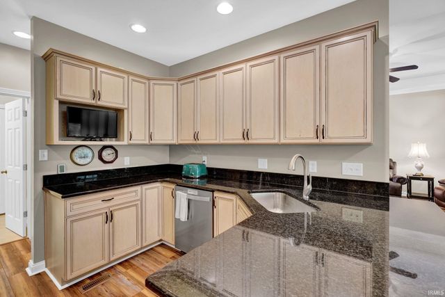 8910 Pierce Drive, Evansville, IN 47725