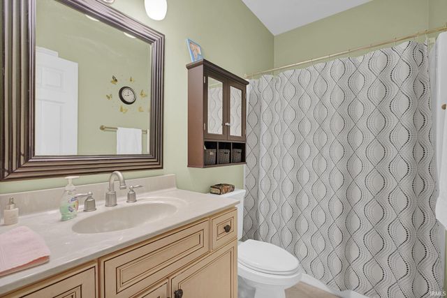 8910 Pierce Drive, Evansville, IN 47725