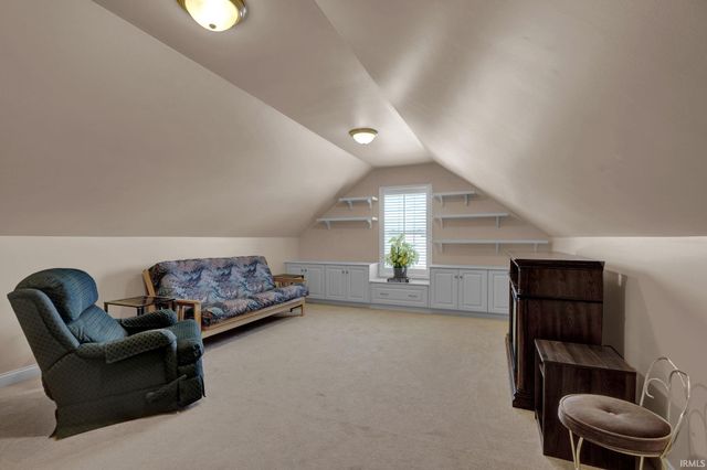 8910 Pierce Drive, Evansville, IN 47725