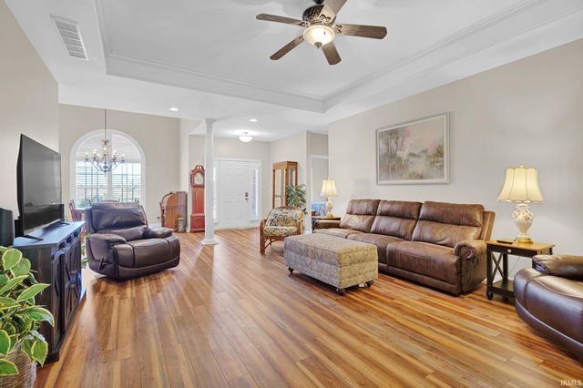 8910 Pierce Drive, Evansville, IN 47725