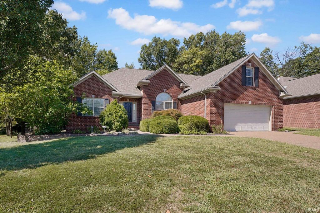 8910 Pierce Drive, Evansville, IN 47725