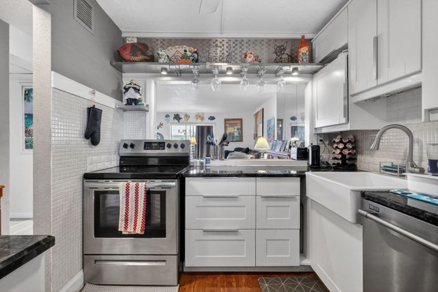 2770 S Garden Dr S S 303, Lake Worth, FL 33461