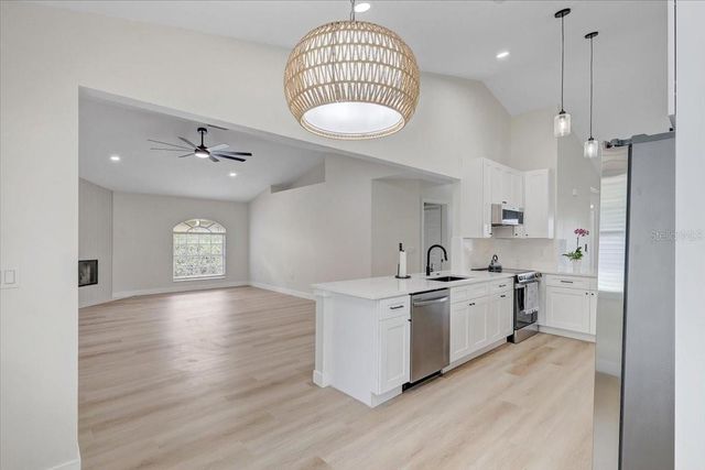 2405 APPALOOSA CIRCLE, Sarasota, FL 34240