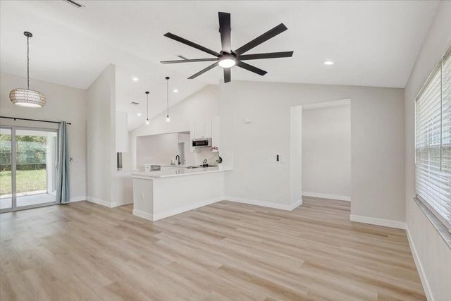 2405 APPALOOSA CIRCLE, Sarasota, FL 34240