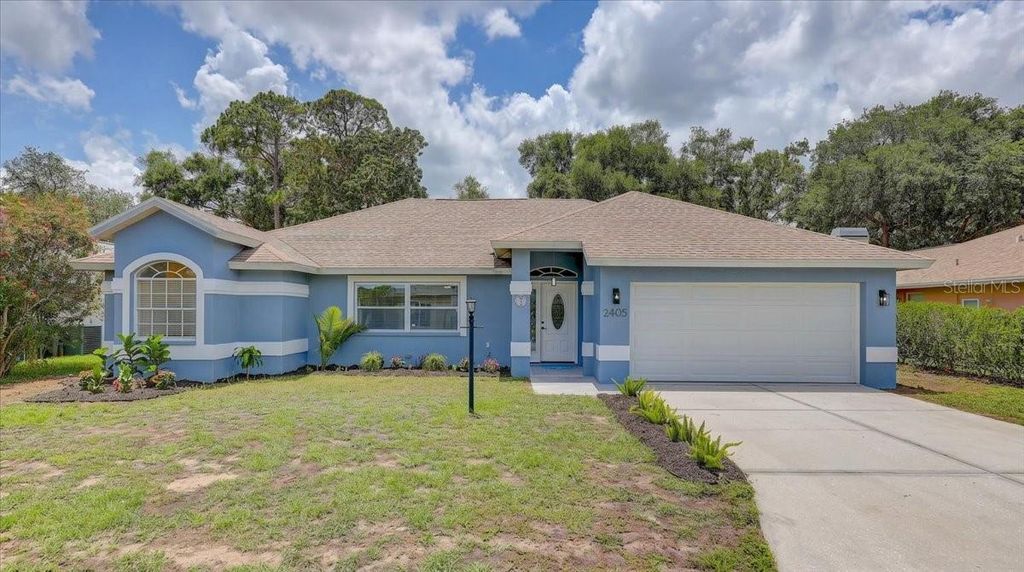 2405 APPALOOSA CIRCLE, Sarasota, FL 34240