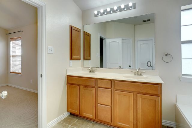 2524 Jacobson Drive, Lewisville, TX 75067