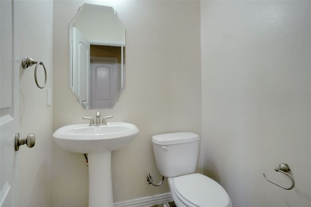 2524 Jacobson Drive, Lewisville, TX 75067