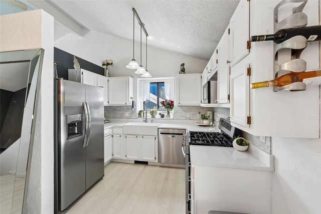 1000 9th Avenue NW, Altoona, IA 50009
