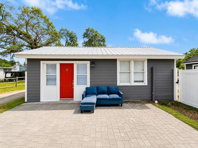 113 AVENUE C SE, Winter Haven, FL 33880