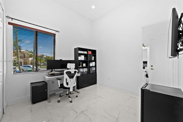 7563 SW 188th Ter, Cutler Bay, FL 33157