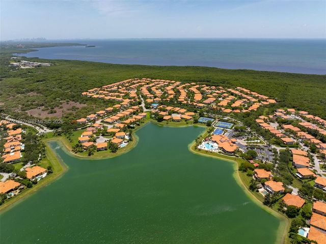 7563 SW 188th Ter, Cutler Bay, FL 33157
