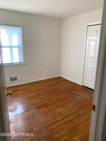 547 Rhode Island Avenue, Brick, NJ 08724