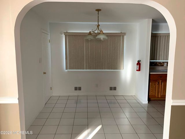 547 Rhode Island Avenue, Brick, NJ 08724